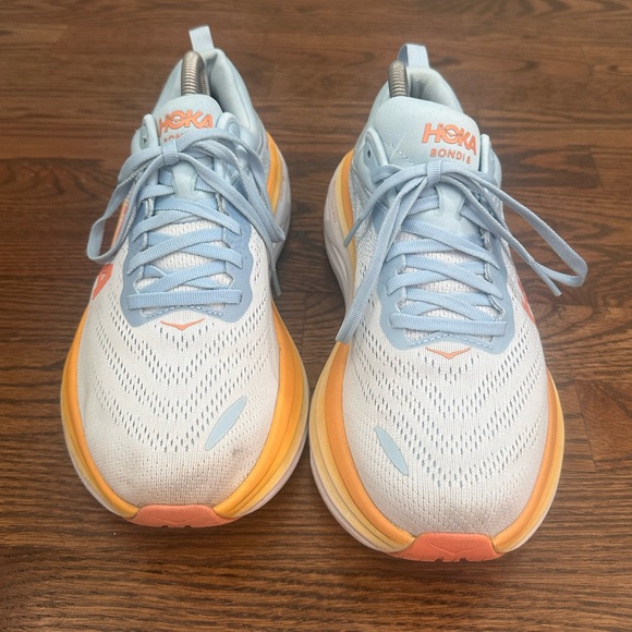 HOKA Bondi 8 Max Cushioned Road Runner Size 9.5 Wide - Picture 2 of 8